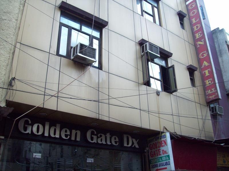 Hotel Golden Gate New Delhi Bagian luar foto